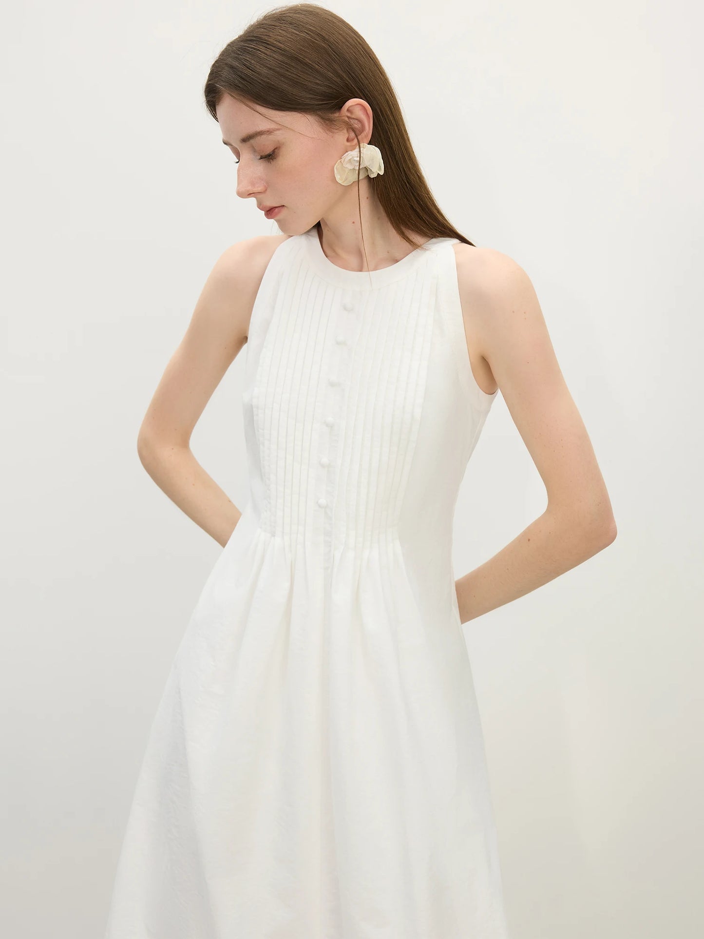 FSLE Accordion Pleats Small Round neckline Elegant Slim-Fitting Halter Neckline Women's Dress 2025 Summer New Design 25FS12367