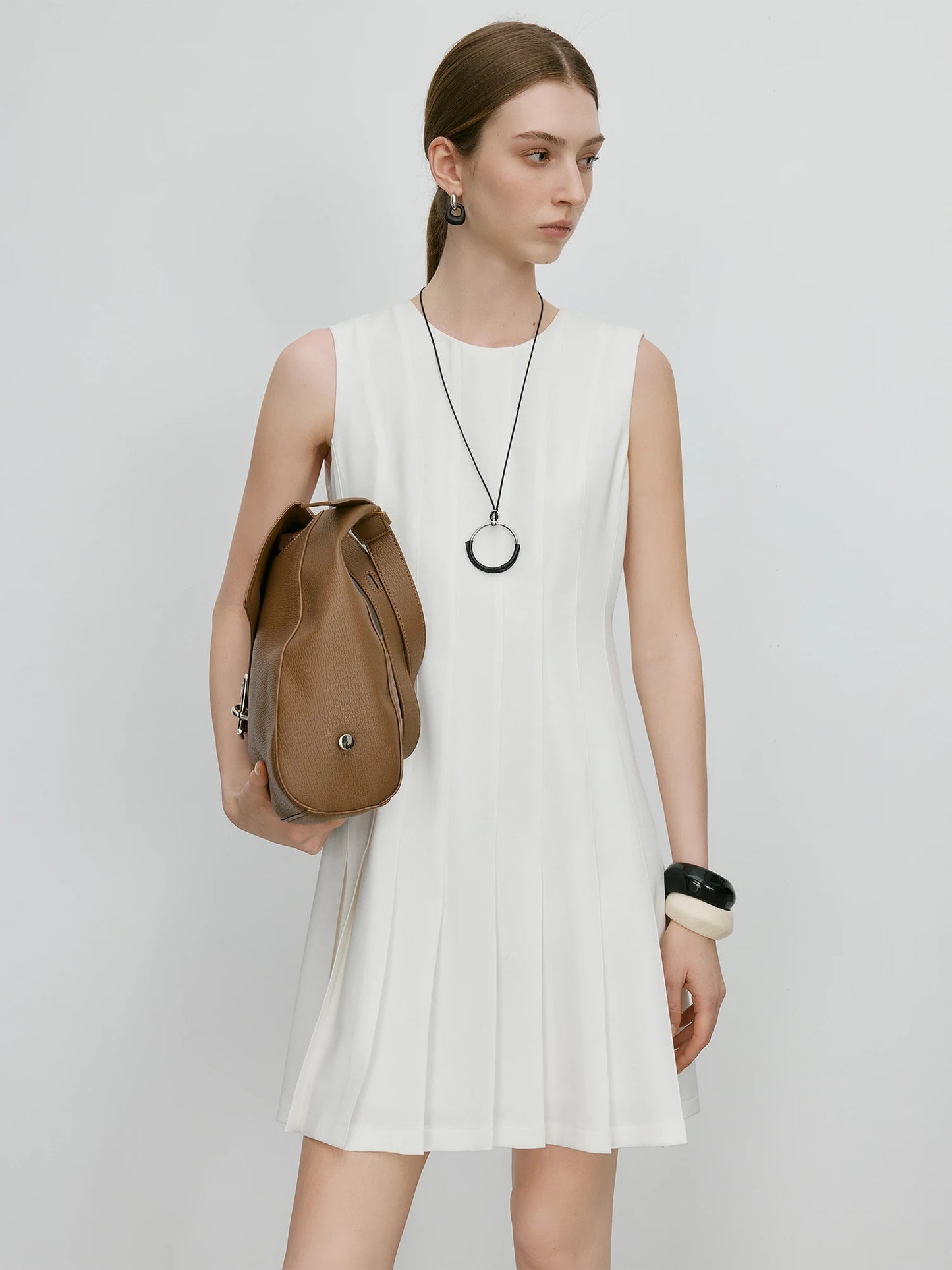 FSLE【Premium Series】Minimalism Old Money Style Acetate Sleeveless Vest Pleated Dress For Women 2025 New Arrival Dress 25FE12050